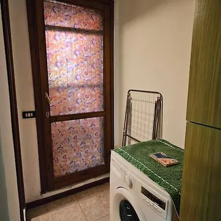 Appartamento Bel Seminterrato Con Finestre *